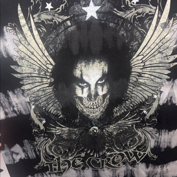 The Crow Graphic Tee 🐦‍⬛ - Picture 2 of 5